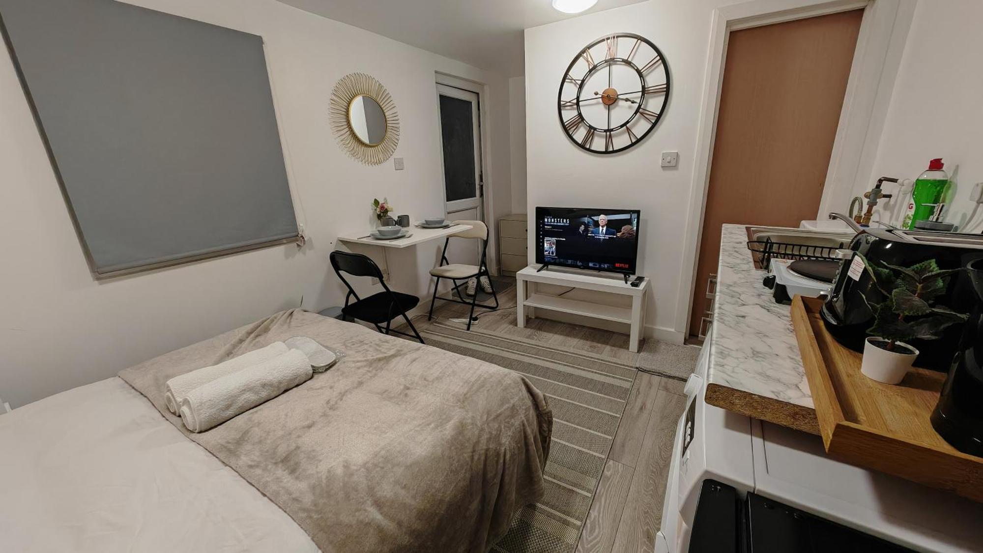 Cozy With Netflix & Chill & Parking Holiday home