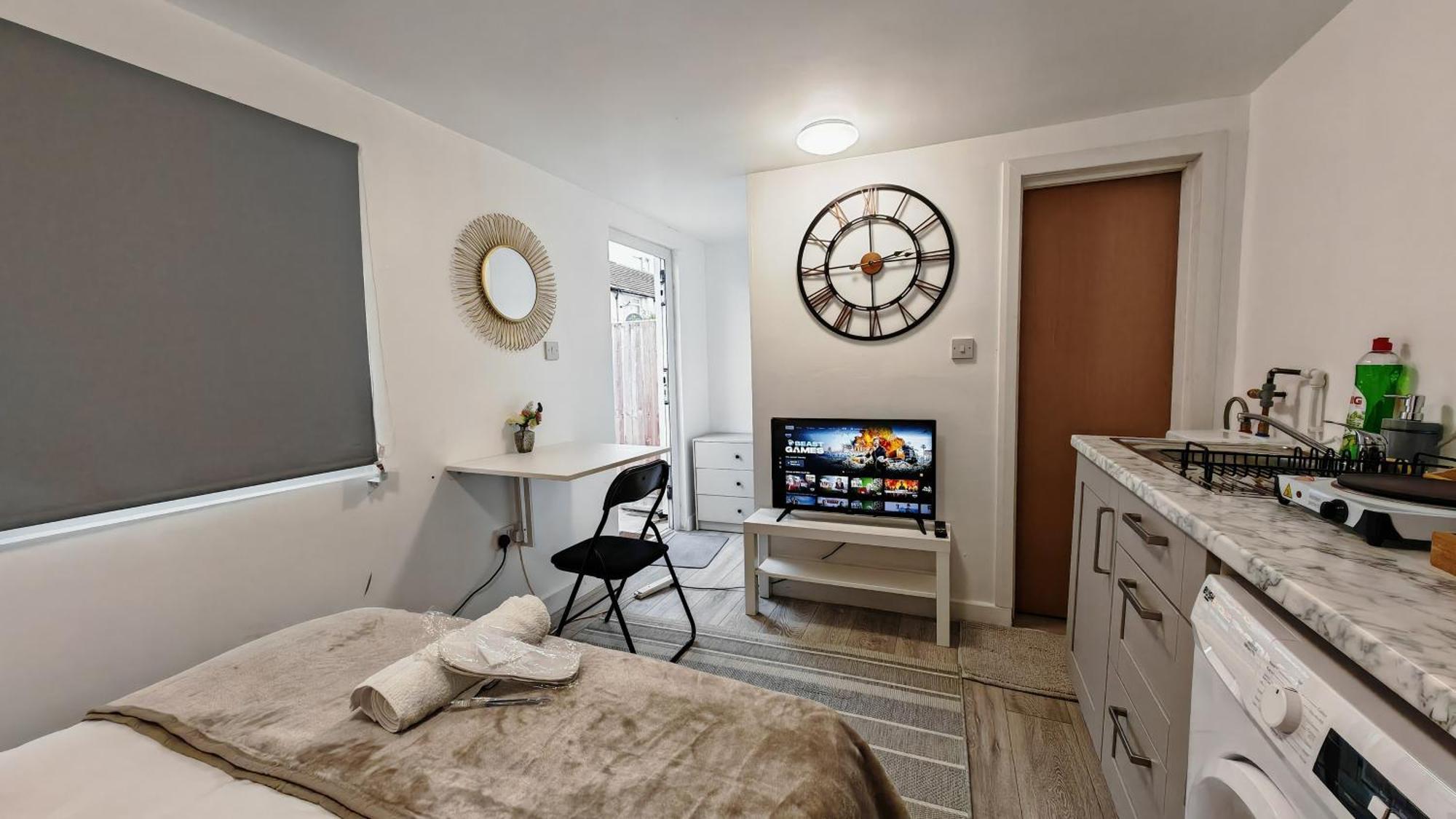 Cozy With Netflix & Chill & Parking Ferienhaus